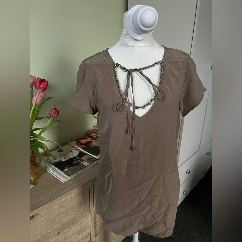 Vintage 100% Silk Y2K Taupe Lace Chain Tie-Up Peep Hole Silk Short Sleeve Blouse - Picture 3 of 16